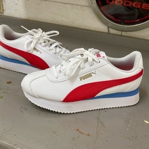 Sold. Puma. Women’s 7.5